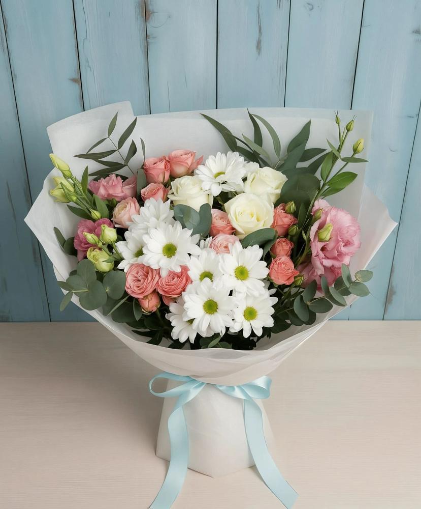Букет цветов из: Розы, Лизиантусы и Хризантемы в Кременках
