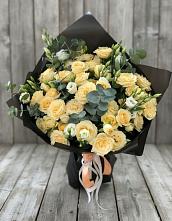 Букет цветов из:  Розы и Лизиантусы #REPLACE_PRED# Кременках