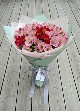 Букет цветов из:  Альстромерии в Кременках