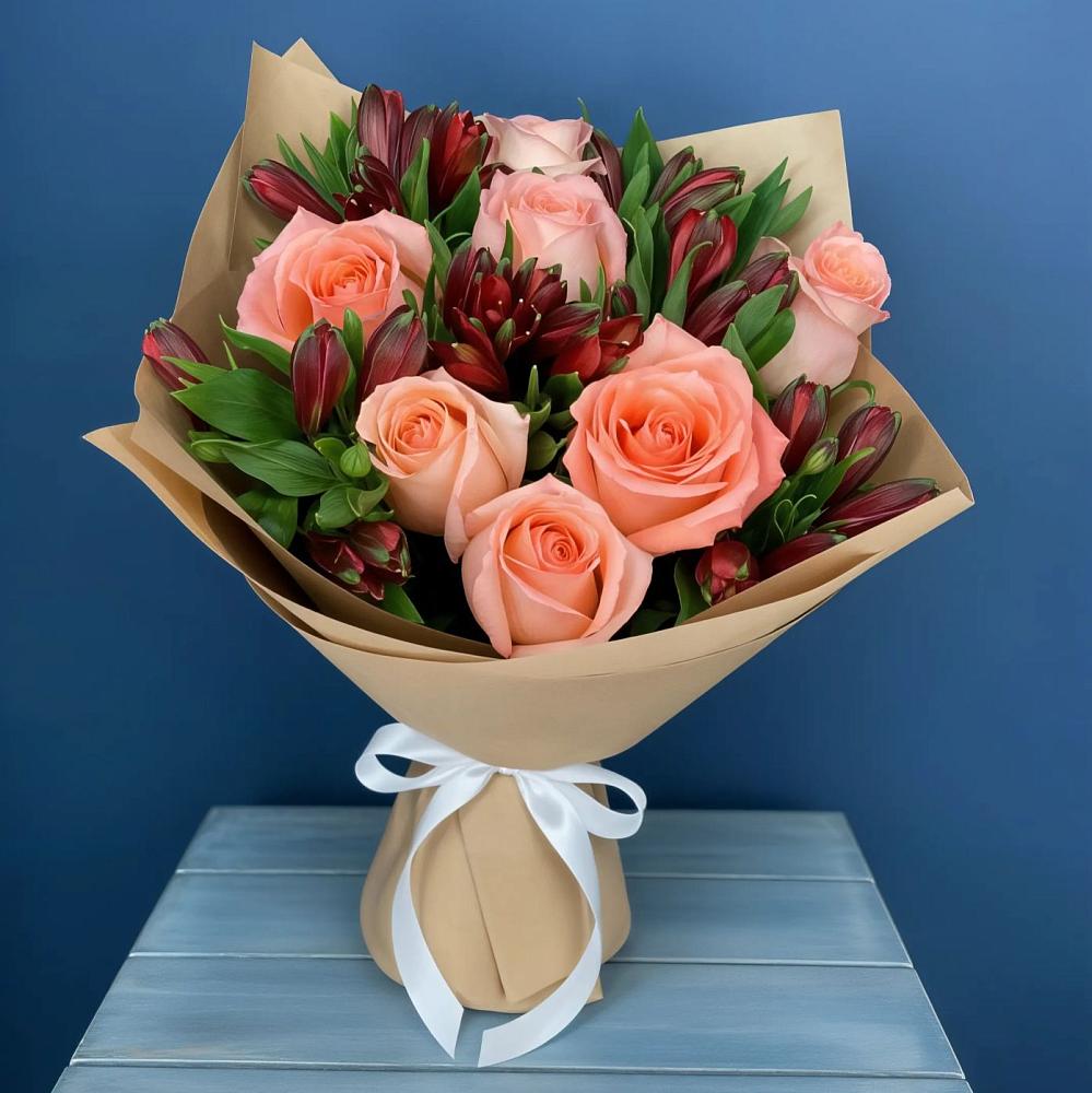 Букет цветов из: Розы и Альстромерии в Кременках