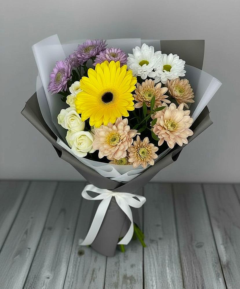 Букет цветов из: Розы, Герберы и Хризантемы в Кременках