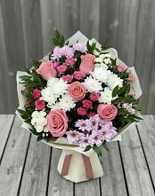 Букет цветов из:  Альстромерии, Гвоздики, Розы и Хризантемы в Кременках