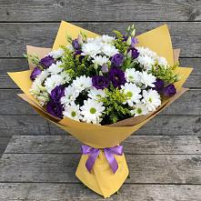 Букет цветов из:  Ирисы, Хризантемы и Ромашки в Кременках