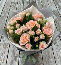 Букет цветов из:  Розы #REPLACE_PRED# Кременках